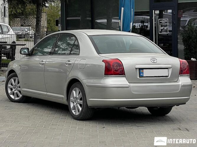 Toyota Avensis 32 interauto-car