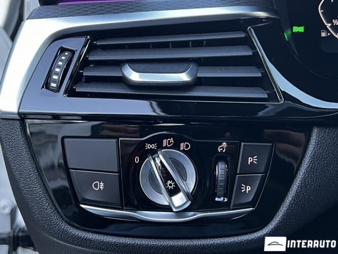 BMW 545e 45 interauto-car