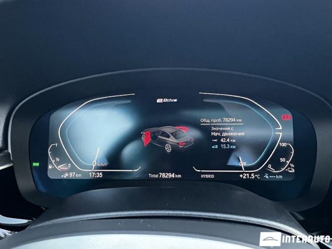 BMW 545e 41 interauto-car