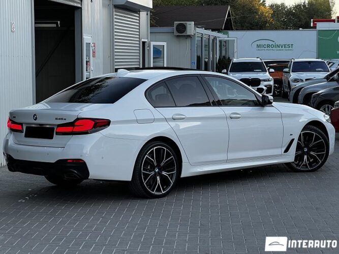 BMW 545e 36 interauto-car