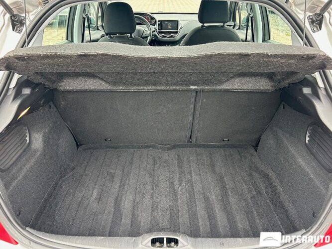 Peugeot 208 49 interauto-car