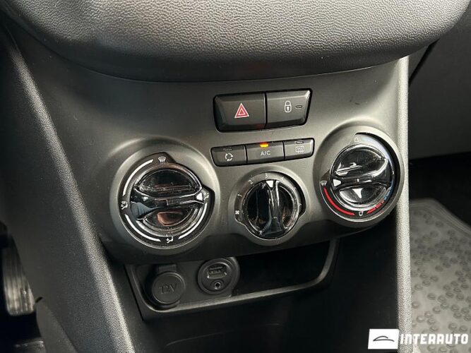 Peugeot 208 43 interauto-car