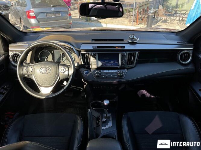 Toyota Rav-4 42 interauto-car