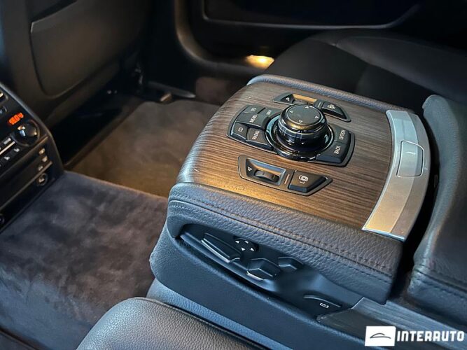 BMW 750 49 interauto-car