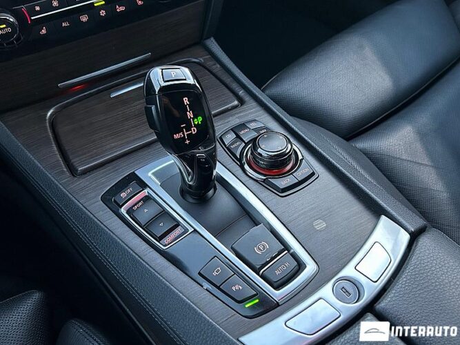 BMW 750 46 interauto-car