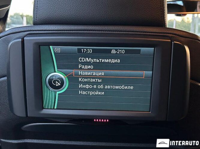BMW 750 52 interauto-car