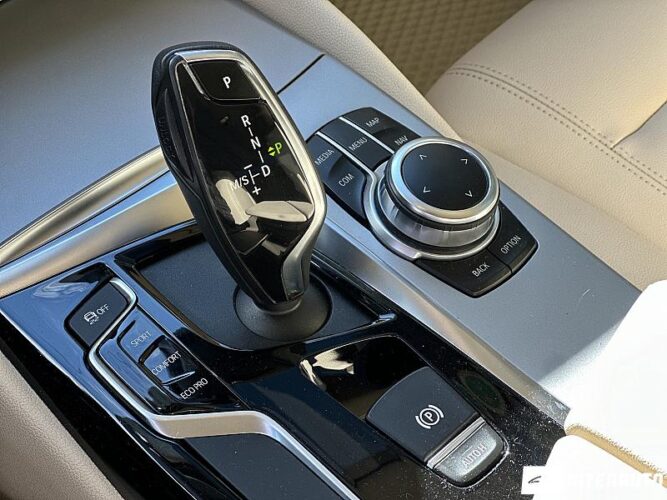 BMW 520 42 interauto-car