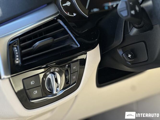 BMW 520 36 interauto-car