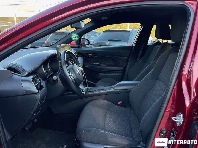 Toyota C-HR 32 interauto-car