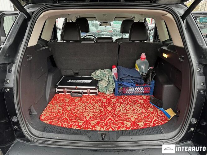 Ford Escape 46 interauto-car