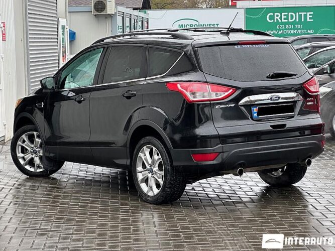 Ford Escape 34 interauto-car