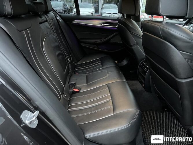 BMW 530e 59 interauto-car