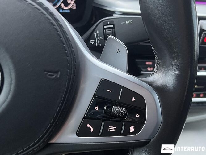 BMW 530e 51 interauto-car