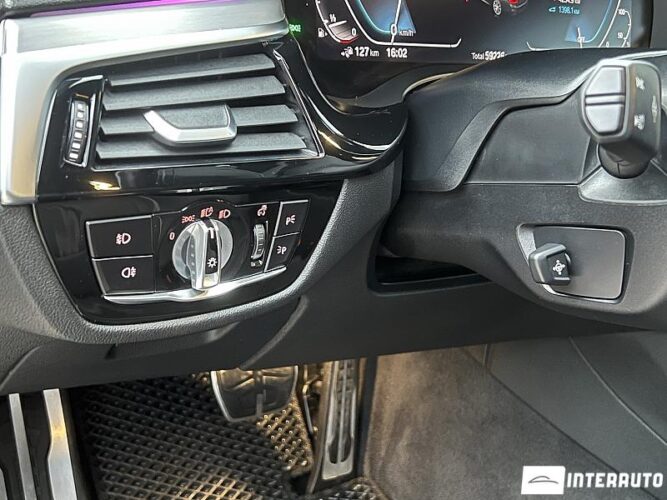 BMW 530e 49 interauto-car