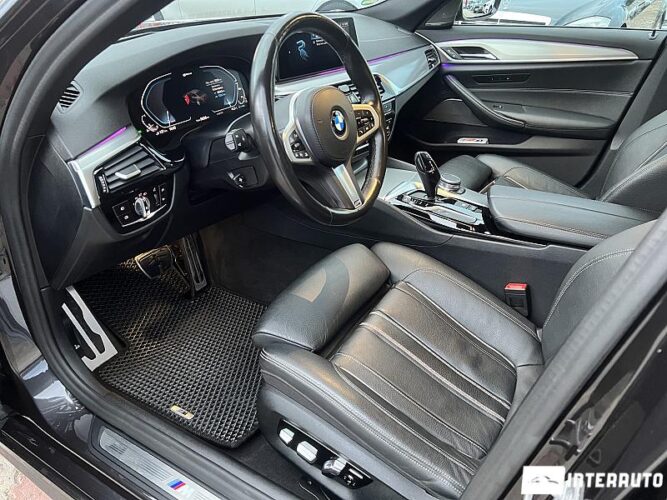 BMW 530e 45 interauto-car