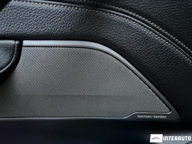 BMW 530e 56 interauto-car