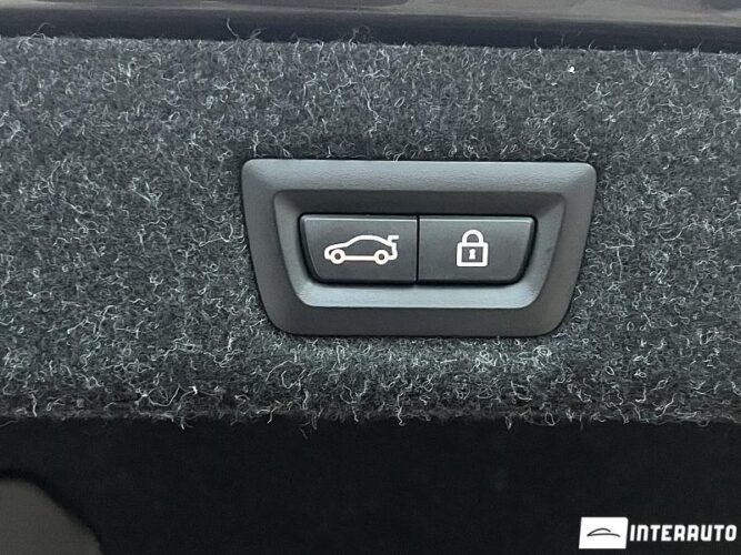 BMW 530e 64 interauto-car