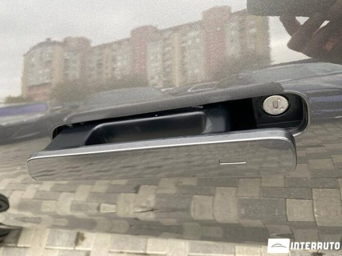 LiXiang L9 47 interauto-car