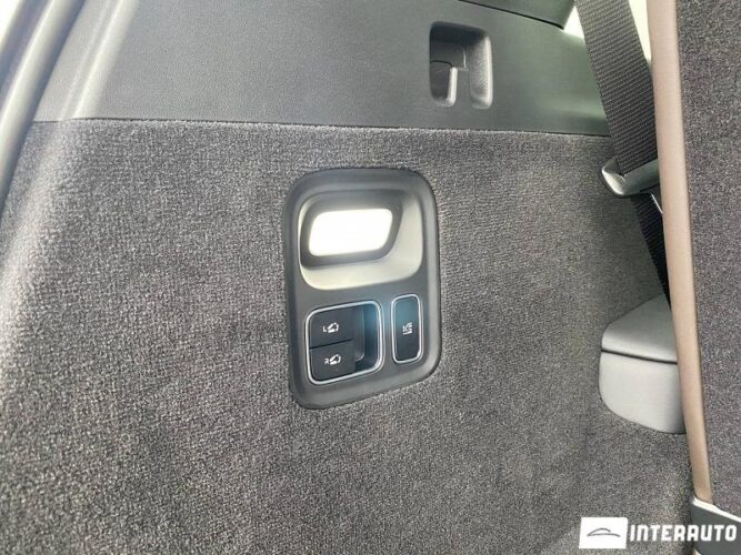 LiXiang L9 68 interauto-car