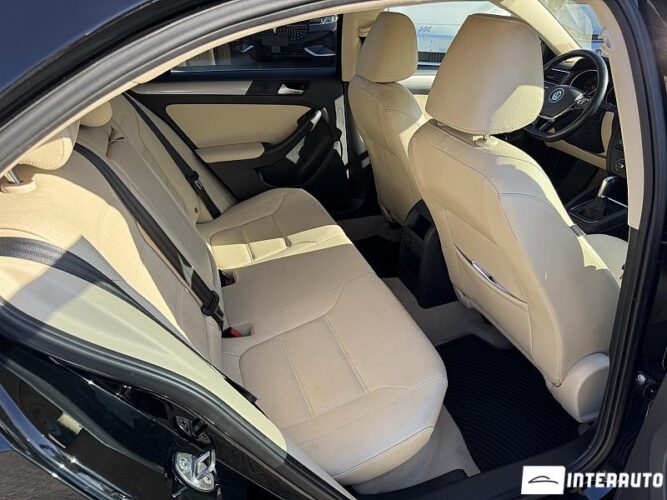 Volkswagen Jetta 60 interauto-car