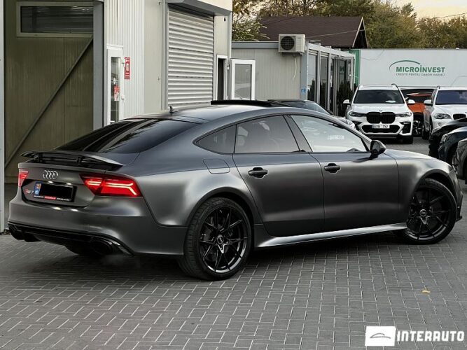 Audi RS7 42 interauto-car