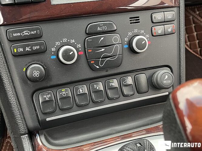 Volvo XC 90 47 interauto-car