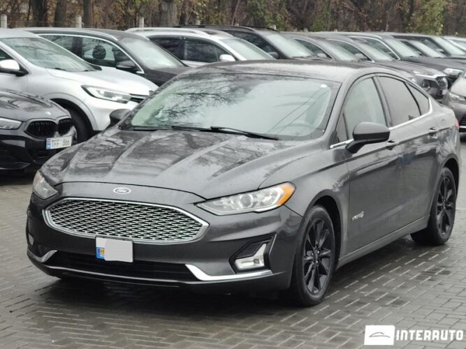Ford Fusion 25 interauto-car