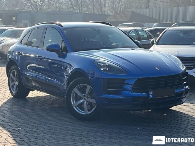 Porsche Macan 32 interauto-car