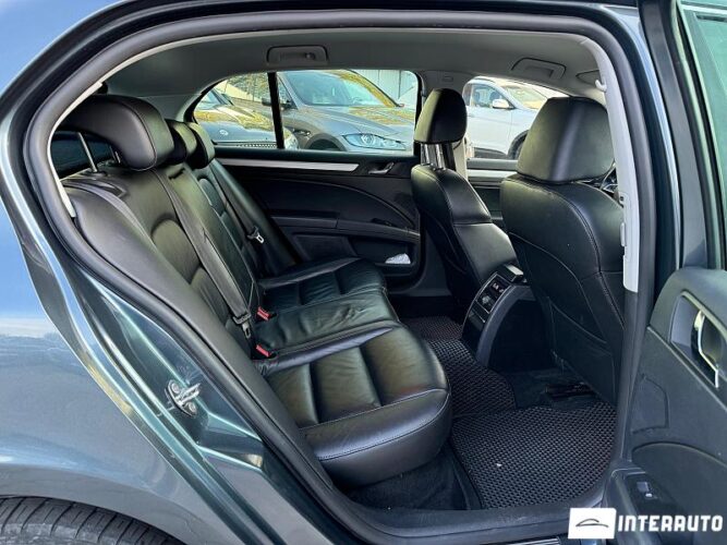 Skoda Superb 48 interauto-car