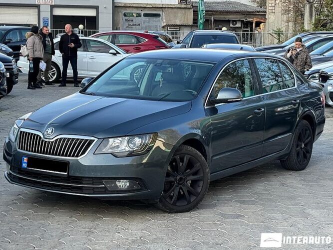 Skoda Superb 31 interauto-car