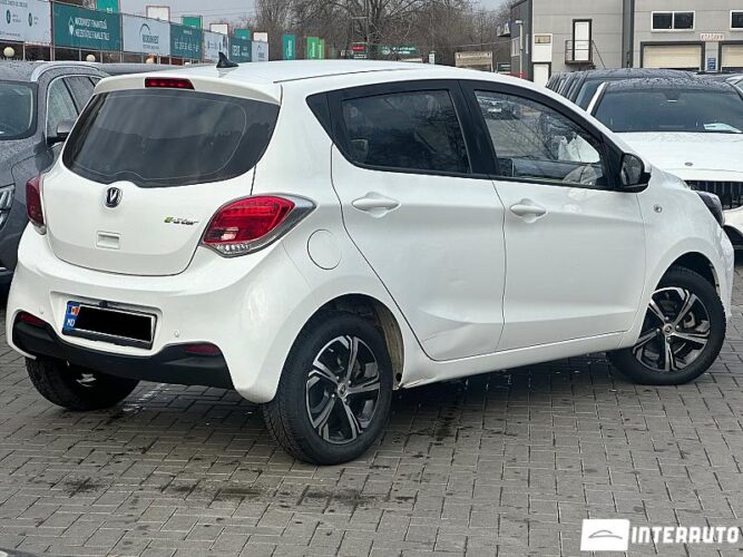 Changan E-Star 32 interauto-car