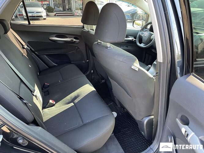 Toyota Auris 37 interauto-car