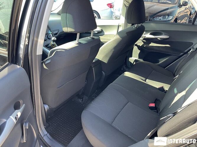 Toyota Auris 38 interauto-car