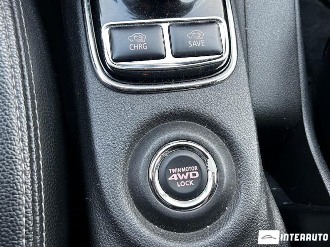 Mitsubishi Outlander 40 interauto-car