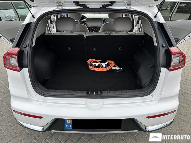 Kia Niro 49 interauto-car