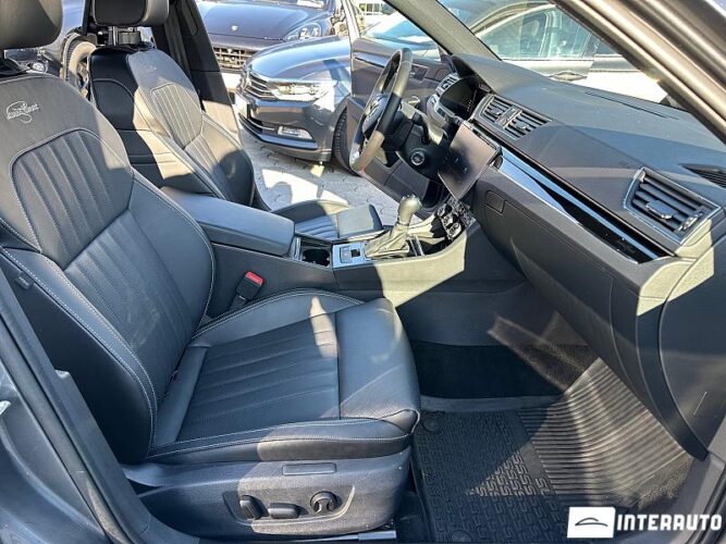 Skoda Superb 38 interauto-car