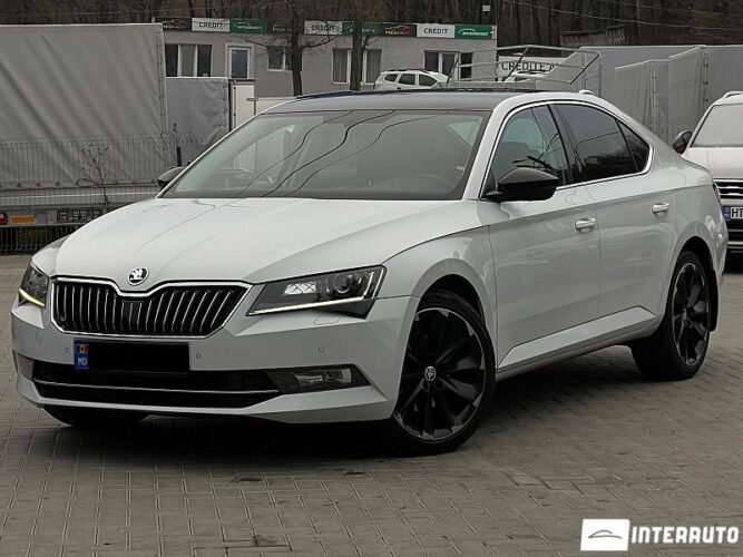 Skoda Superb 34 interauto-car