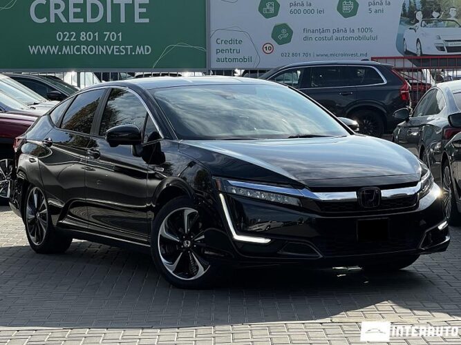 Honda Clarity 29 interauto-car