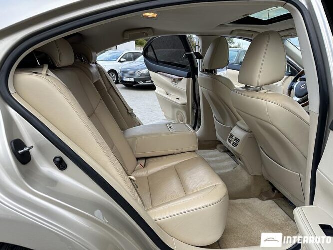 Lexus ES 300h 49 interauto-car