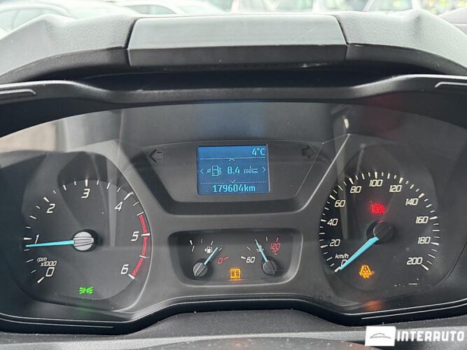 Ford Transit 33 interauto-car