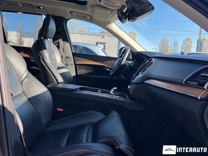 Volvo XC 90 48 interauto-car