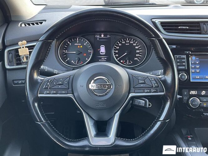 Nissan Qashqai 33 interauto-car