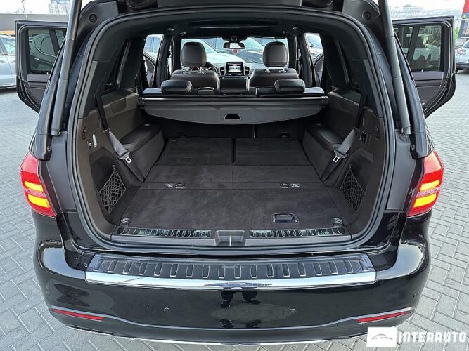 Mercedes GLS 400 57 mercedes GLS 400 2018