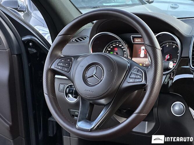 Mercedes GLS 400 46 mercedes GLS 400 2018