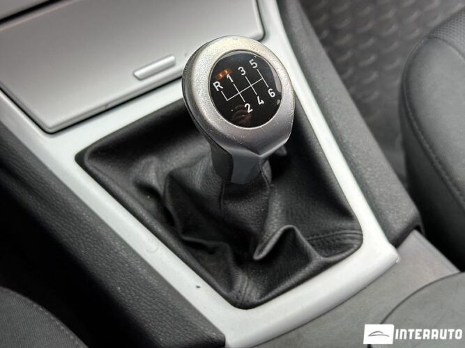 BMW X3 2.0D 42 interauto-car