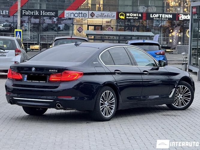 BMW 530e 42 interauto-car