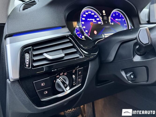 BMW 530e 63 interauto-car