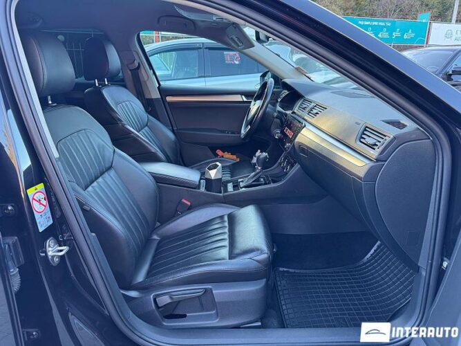 Skoda Superb 32 interauto-car