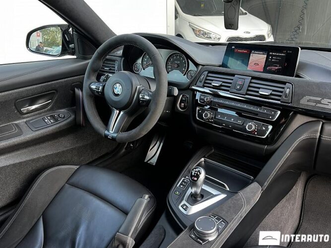 BMW M4 CS 42 interauto-car