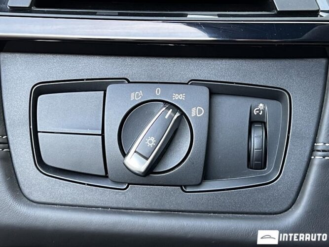 BMW M4 CS 53 interauto-car